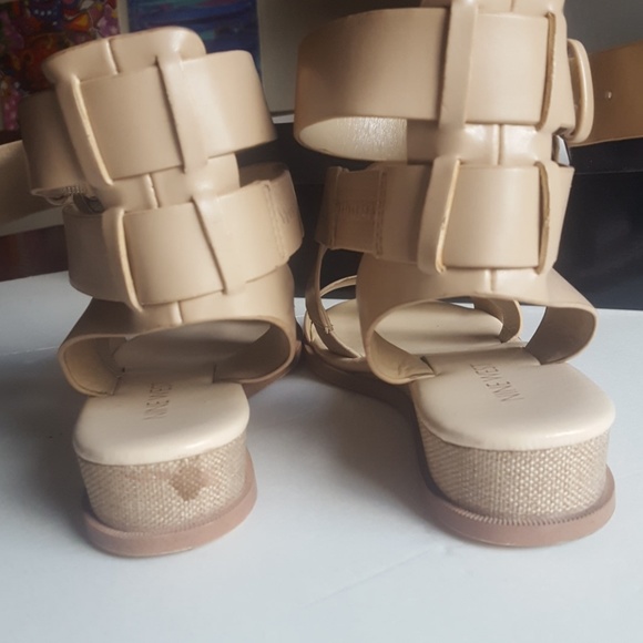 Nine West mini wedge sandals - Picture 4 of 4